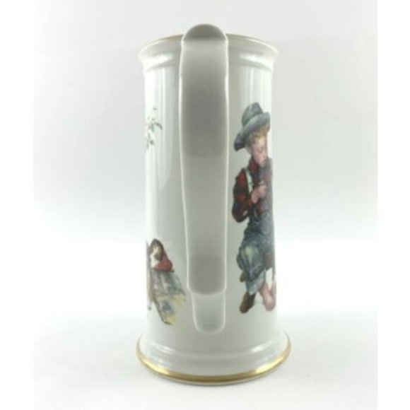 Norman Rockwell Gorham Limited, "The Mysterious Malady" Stein. #704 of 9,800. - Picture 5 of 10